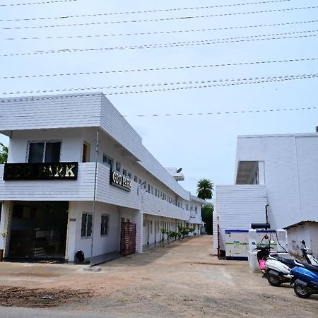Hotel Geo Park Pudukkottai Extérieur photo